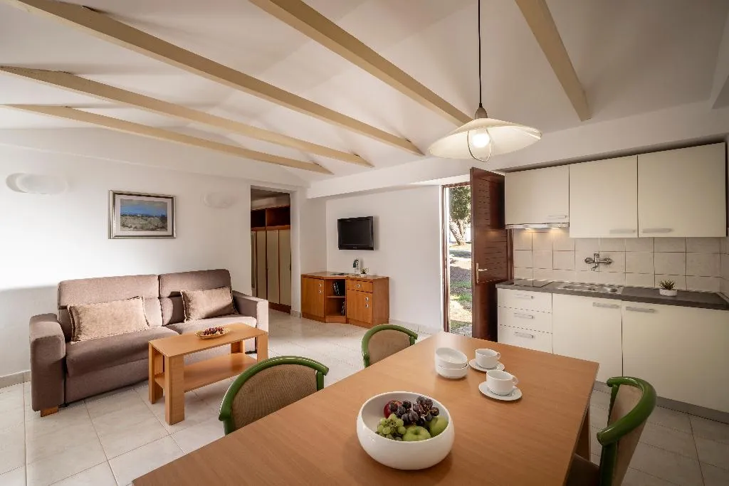 APARTMENT SUPERIOR TWO BEDROOMS Room, Maistra Select Villas Rubin Resort, Istria