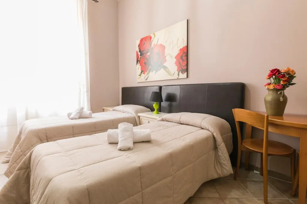 Room, Albachiara Guest House, Naples