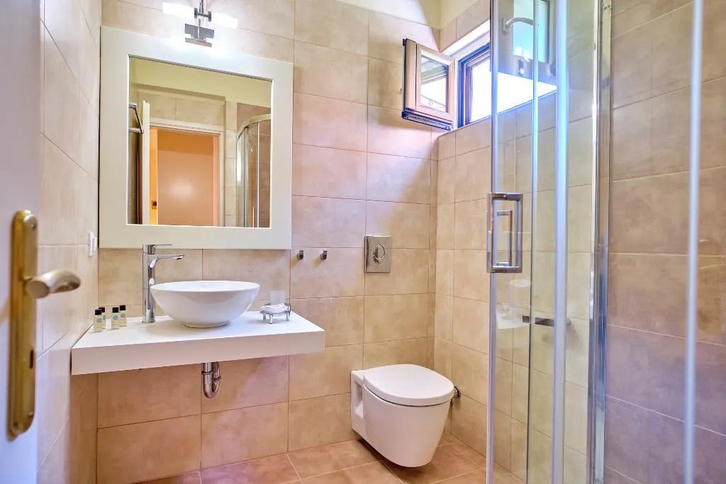 STUDIO CAPACITY 2 Room, Chrismos Luxury Suites & Studios, Corfu