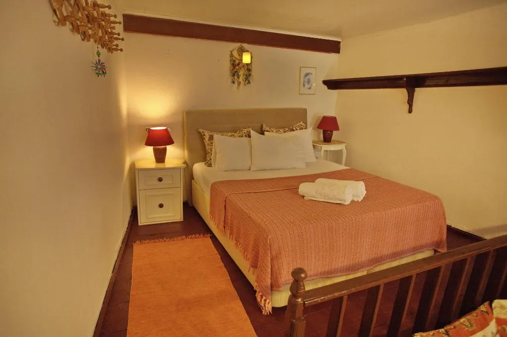 Room, Garden Palace Hotel, Izmir