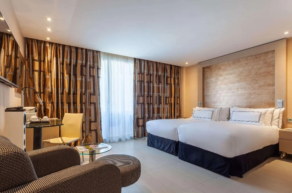 Double or Twin PREMIUM TWO BEDROOMS Room, Melia Sevilla, Seville