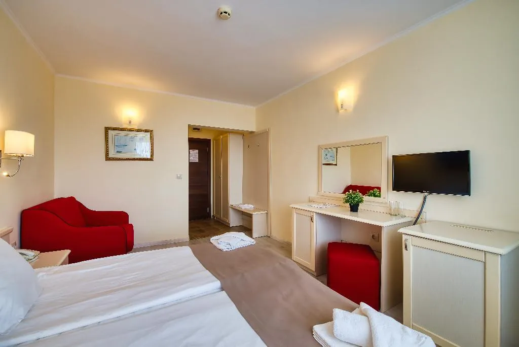 Room, Detelina, Varna
