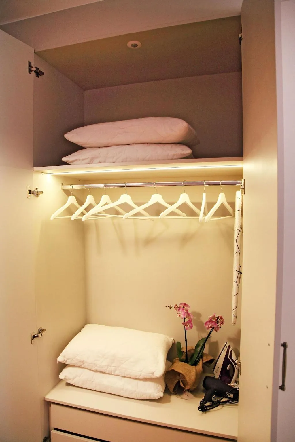 Room, Hellenic Hospitality House, Athens