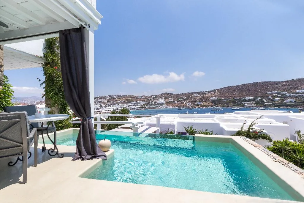 SUITE WITH PRIVATE POOL Room, Kivotos Mykonos, Mykonos