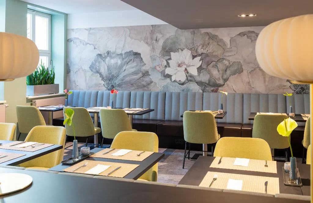 Restaurant, Leonardo Royal Hotel Berlin Alexanderplatz, Berlin
