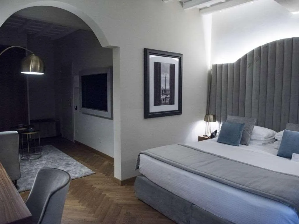 Room, Antico Albergo del Sole al Pantheon, Rome