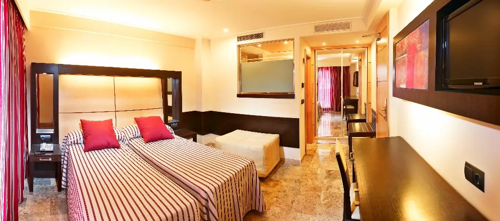 Room, Mediterranean bay, Majorca