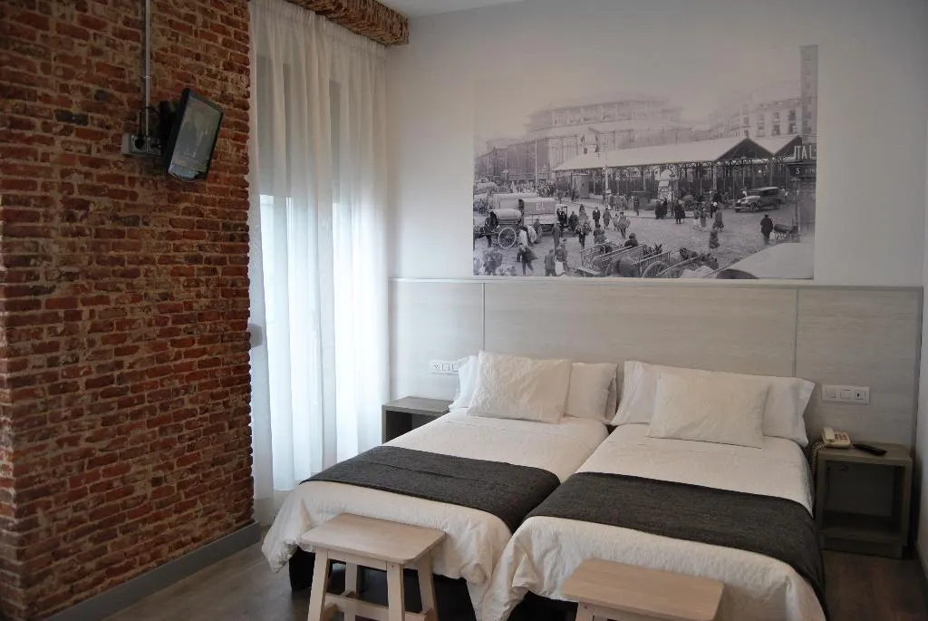 Double or Twin SUPERIOR Room, San Lorenzo, Madrid