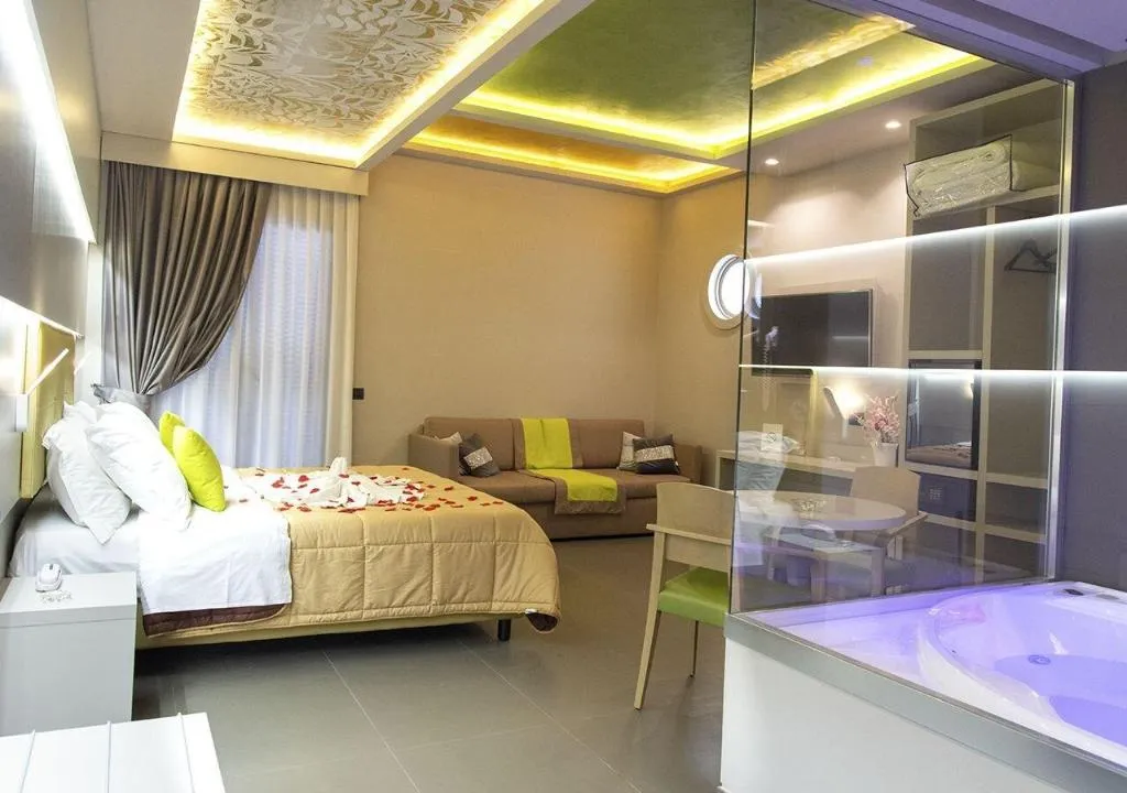 Room, Hotel Miramare, Naples