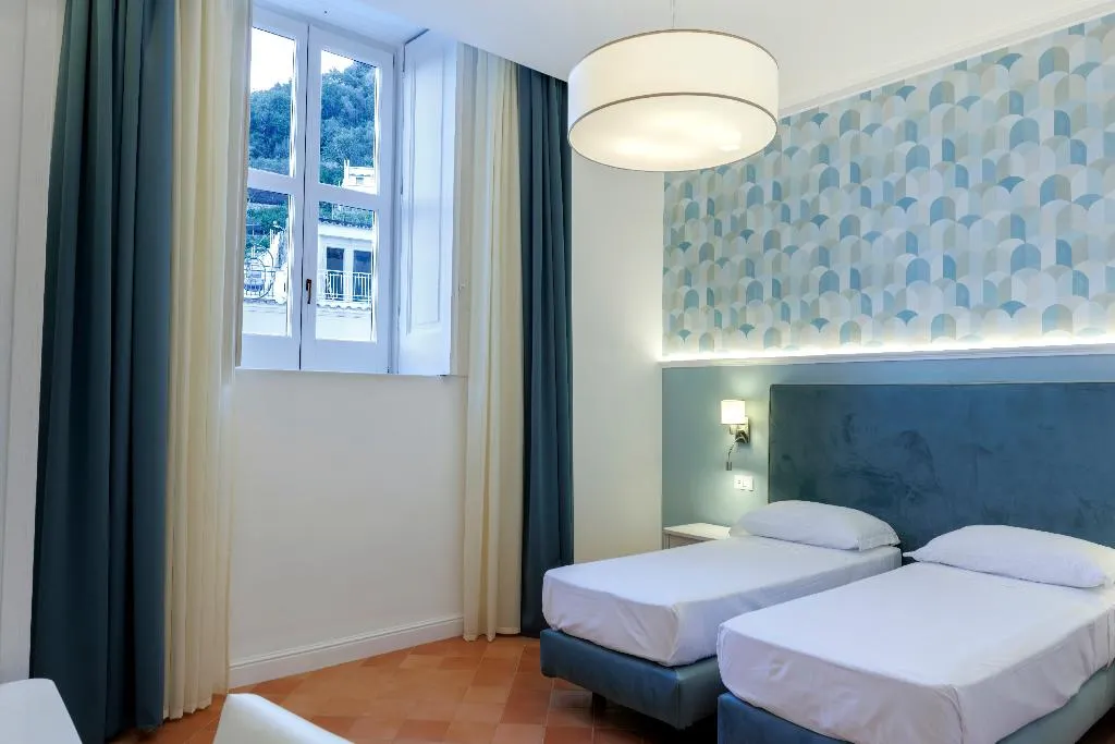 DOUBLE CLASSIC Room, D'amalfi Hospitality, Naples