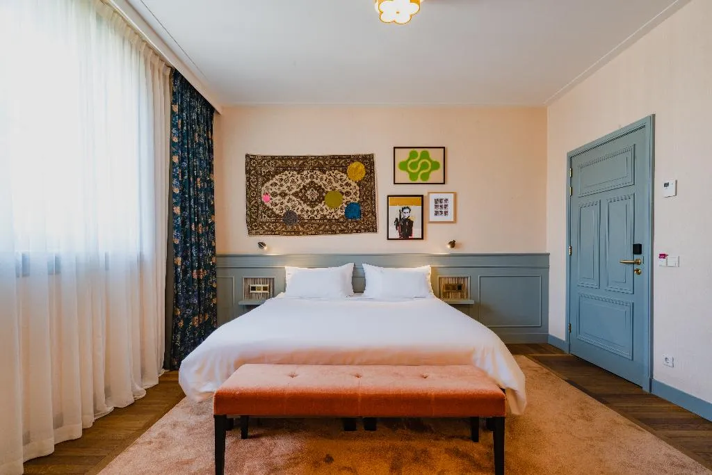Double or Twin DELUXE Room, Hotel Mercier, Amsterdam