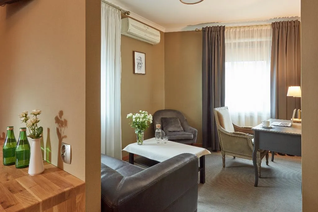 DOUBLE DELUXE Room, Batory, Krakow