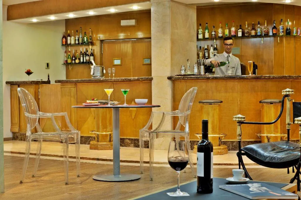 Bar, SANA Reno, Lisbon