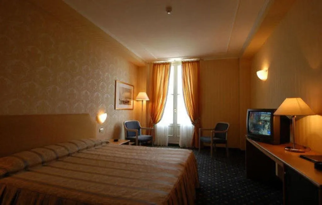 Double or Twin SUPERIOR Room, Grand Hotel Menaggio, Milan