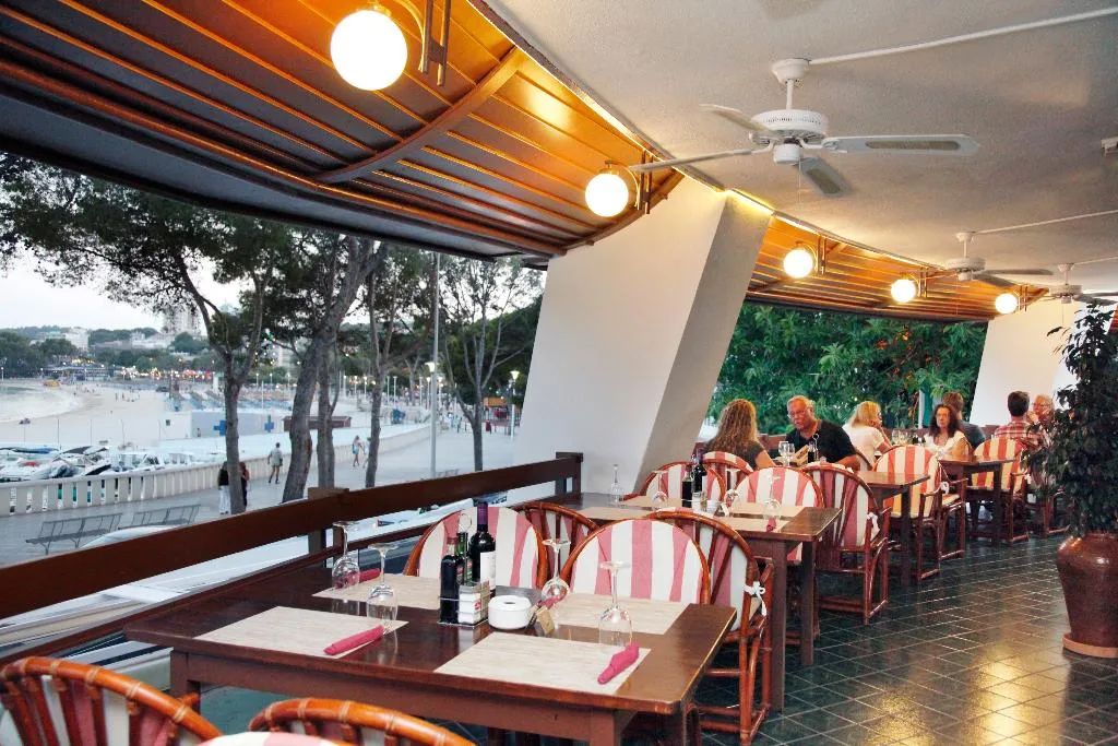 Restaurant, Suites Roc Portonova, Majorca
