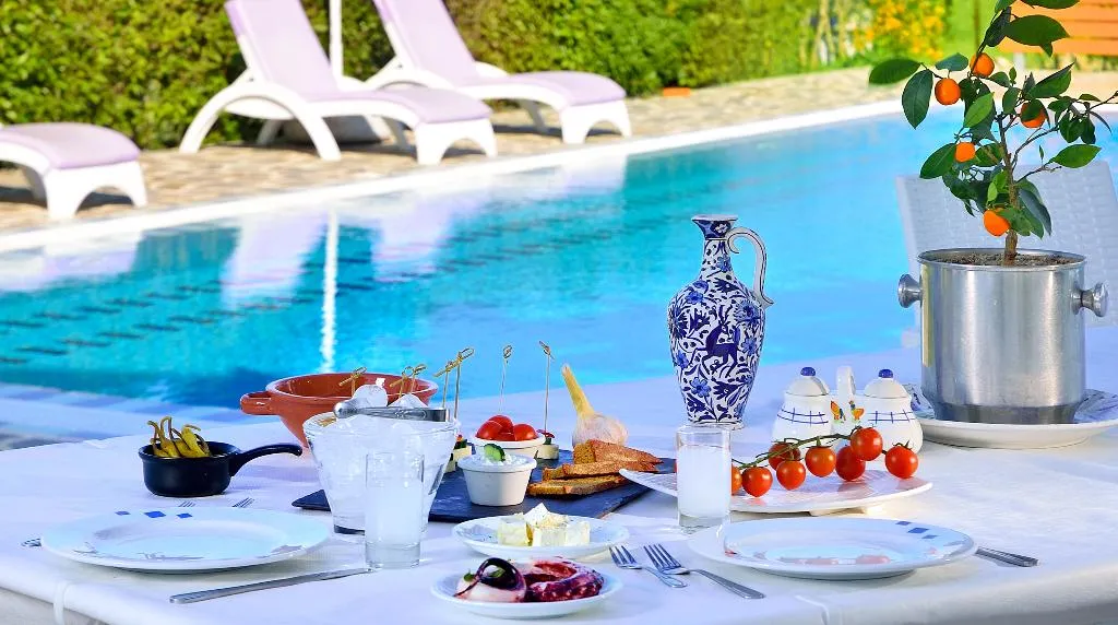 Terrace, Hotel 12 Islands Villas, Rhodes