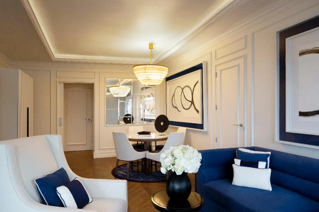 SUITE WITH TERRACE Room, Sofitel Barcelona Skipper, Barcelona