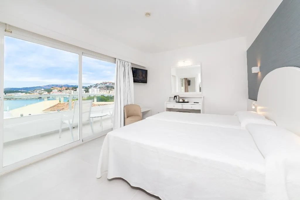 Room, Sky Senses Don't use, Majorca