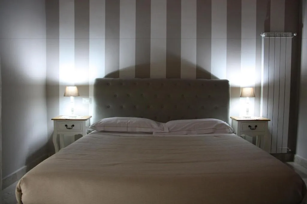 Room, Antico Corso, Catania
