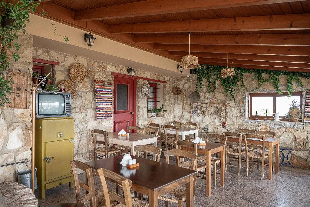 Restaurant, Earino, Crete
