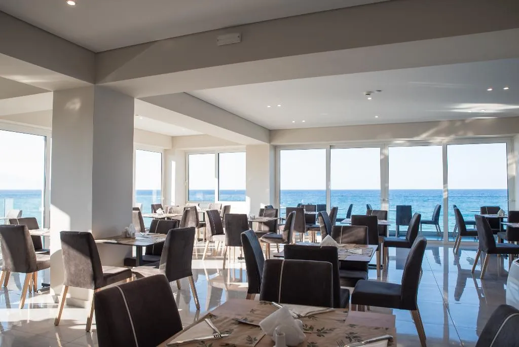 Restaurant, Golden Coast, Athens
