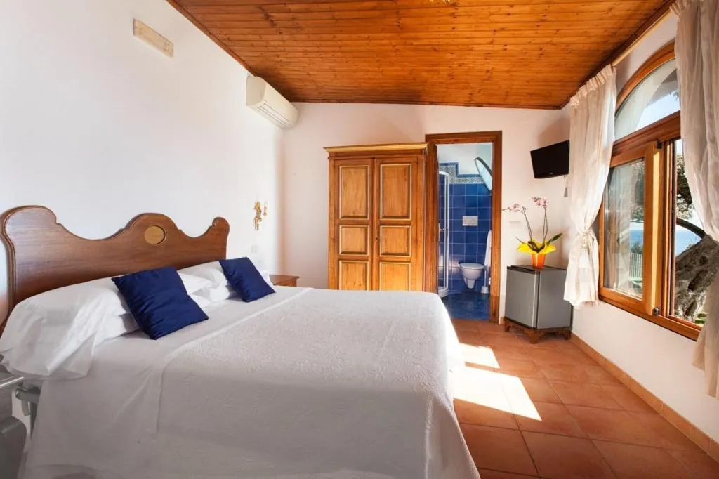 DOUBLE STANDARD Room, La Maliosa D' Arienzo, Naples