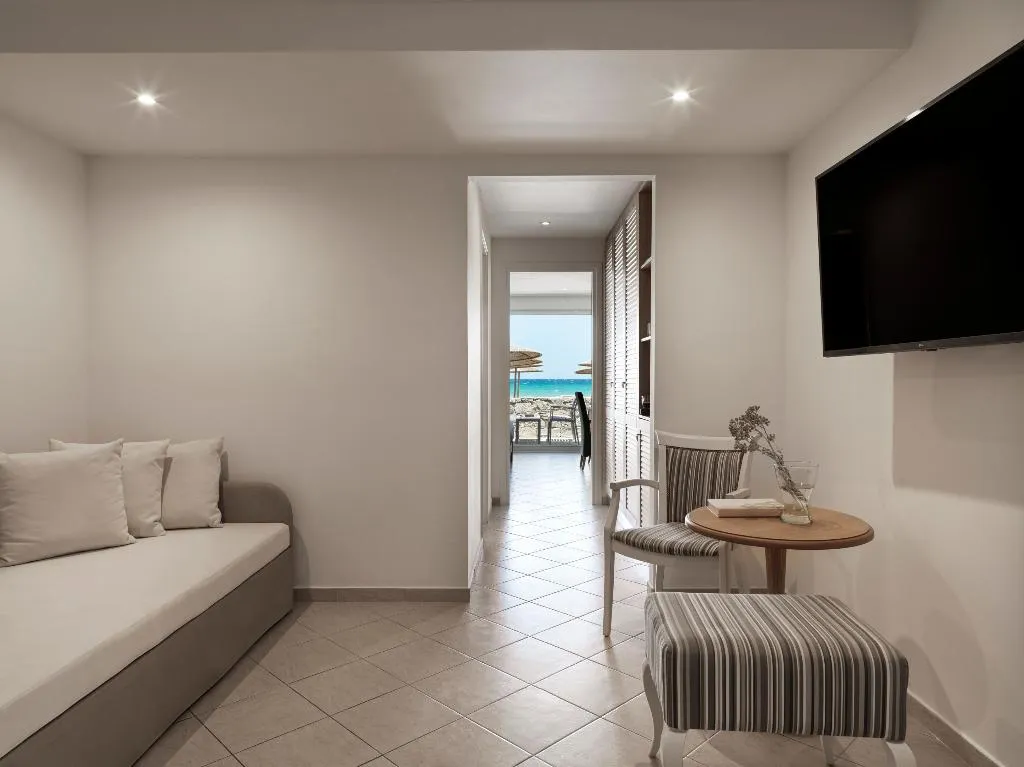 JUNIOR SUITE PREMIUM Room, Civitel Creta Beach, Crete