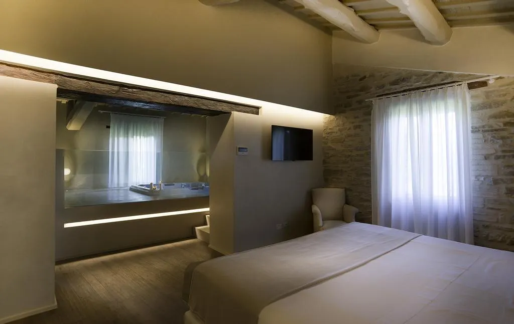 DOUBLE SUPERIOR Room, Le Silve Di Armenzano, Perugia
