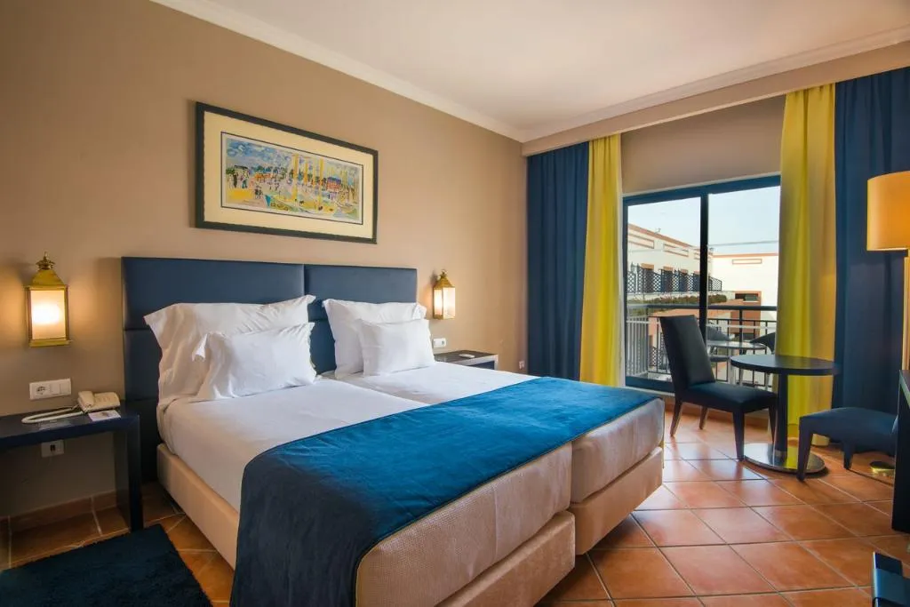 TWIN POOL VIEW Room, Vila Gale Tavira, Algarve