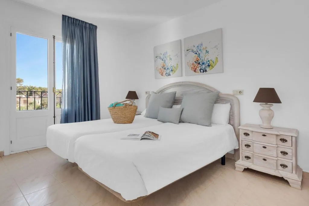 APARTMENT SEA VIEW Room, Ona Cala Pi Club, Majorca