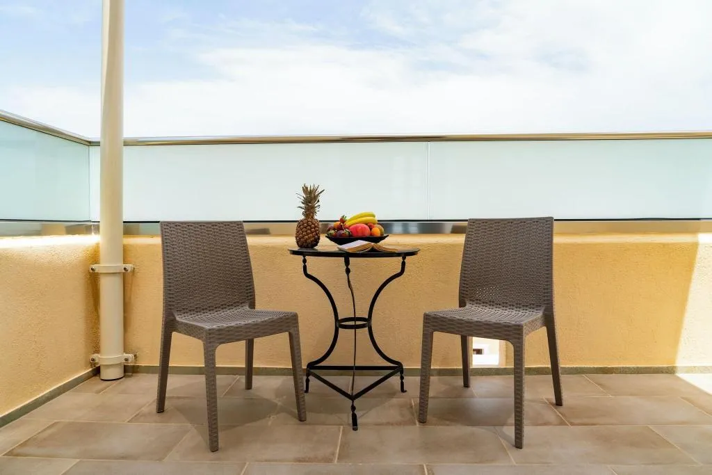 Terrace, Smaragdi Hotel, Santorini