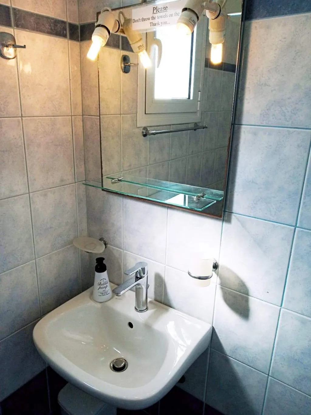 STUDIO CAPACITY 4 Room, Oskars Studios & Apartments, Kefallinia