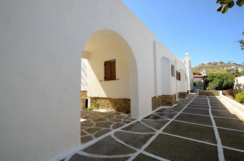 General view, Madoupa Beach Apartments, Mykonos