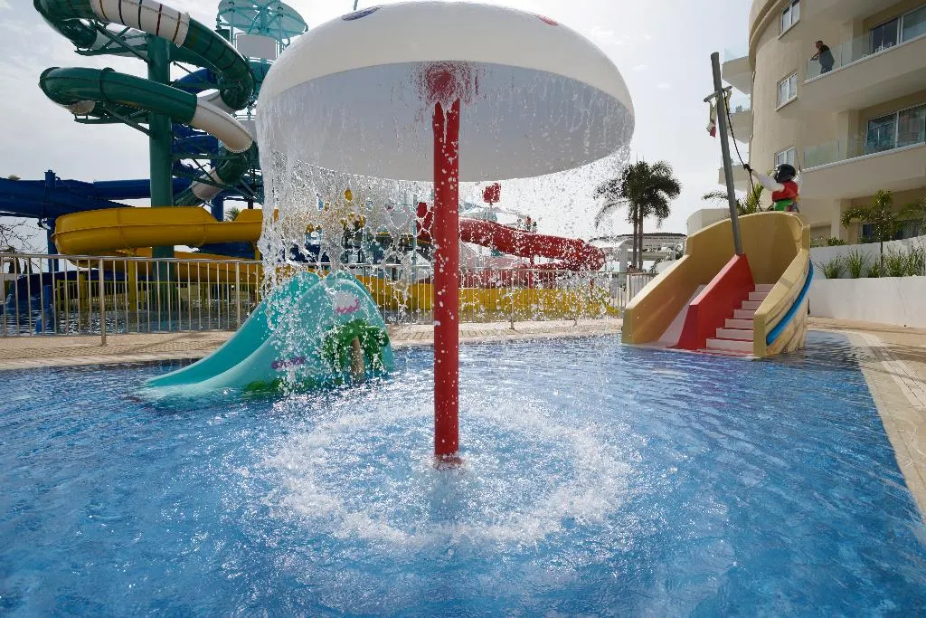Sports and Entertainment, Sunrise Oasis Hotel & Waterpark, Cyprus
