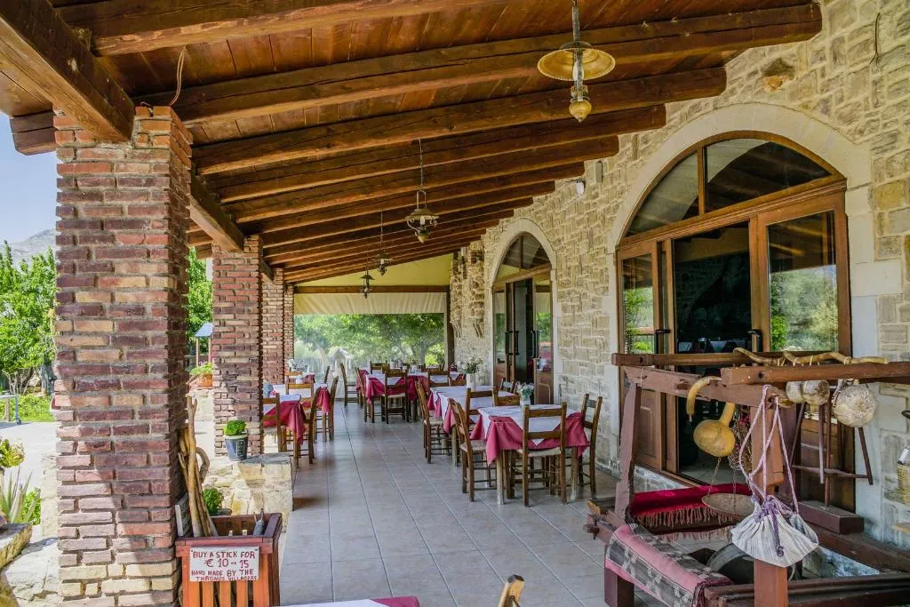Restaurant, Aravanes Mountain Resort & Eco Cuisine, Crete