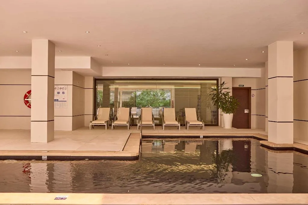 Pool, Zafiro Rey Don Jaime, Majorca
