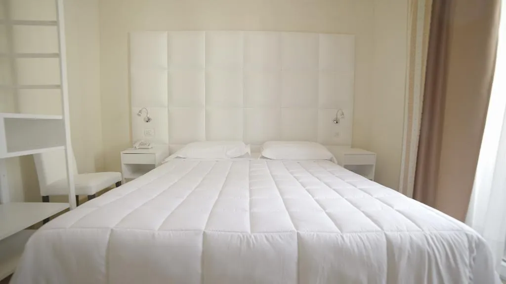 Double or Twin STANDARD Room, Jane Hotel, Florence