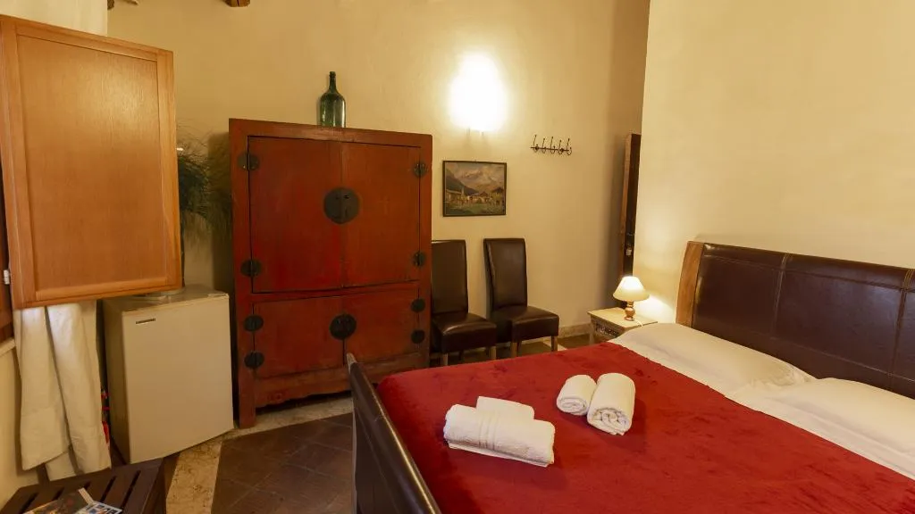 Double or Twin CLASSIC Room, Villa dei Papiri, Catania