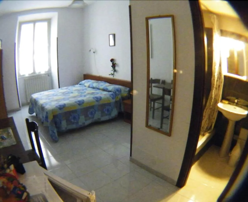Room, Le Rose di Bi B&B, Naples