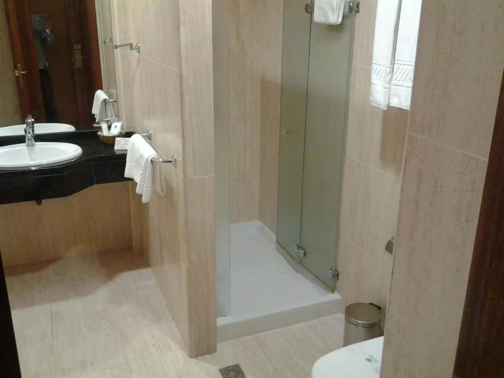 TRIPLE STANDARD Room, Lozano Hotel, Andalucia