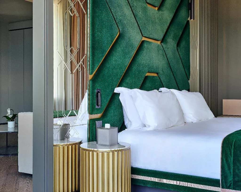 SUITE DELUXE LAKE VIEW Room, Boutique Hotel Stresa, Milan