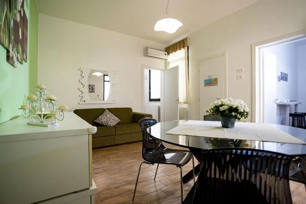 Room, Trapani Home, Palermo