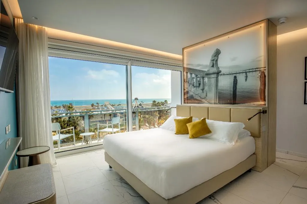 JUNIOR SUITE SEA FRONT Room, Ambasciatori Suite Hotel, Venice