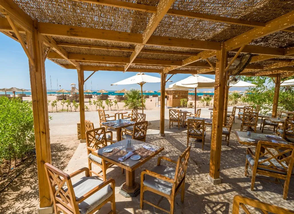 Restaurant, The Cascades Golf Resort Spa and Thalasso, Red Sea Riviera
