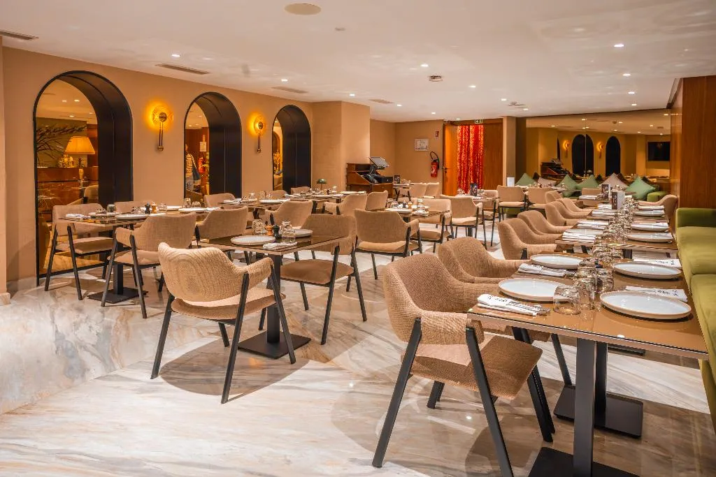 Restaurant, Braat Hotel, Rabat