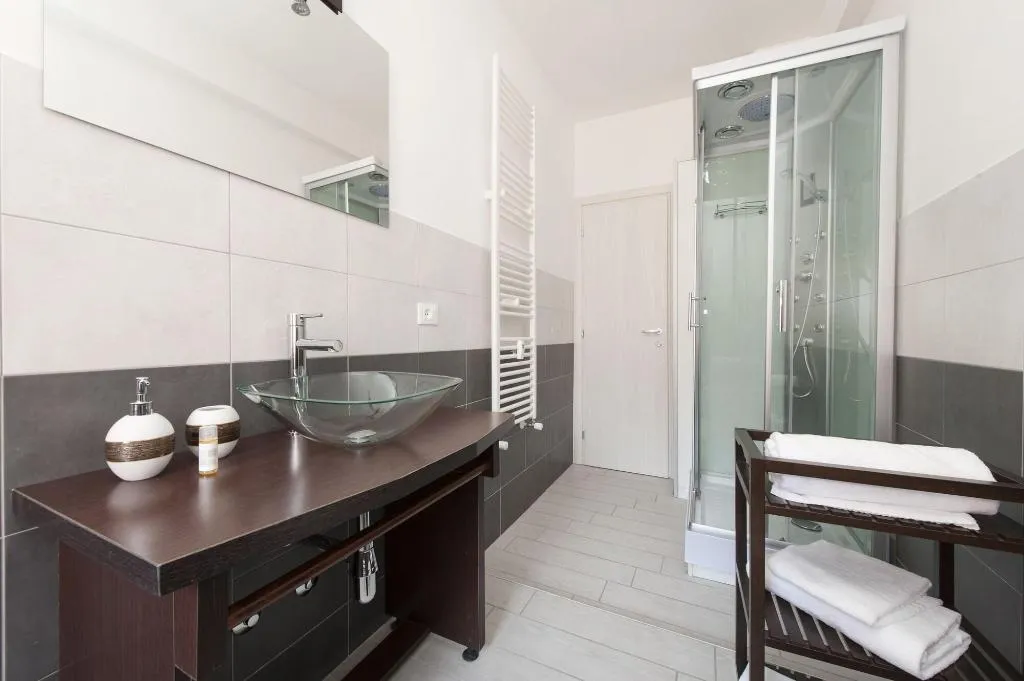 Room, De Guestibus, Rome