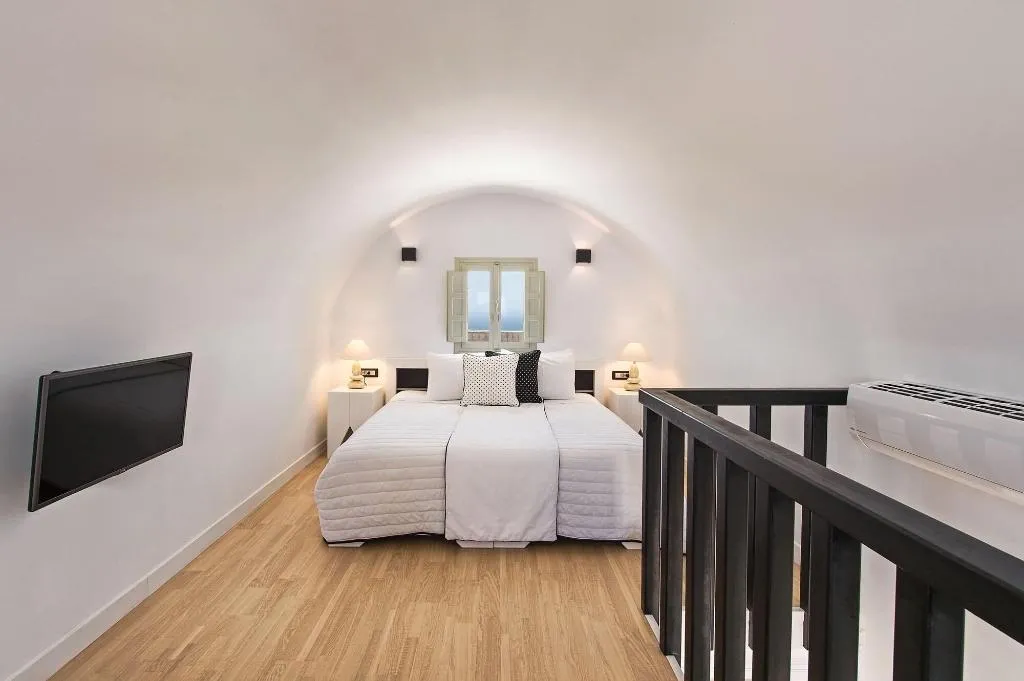 Room, Azzurro Suites, Santorini