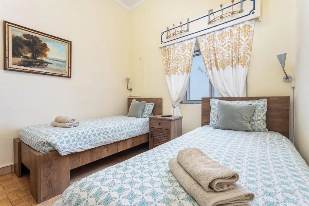 Room, Pension Bicuar, Algarve