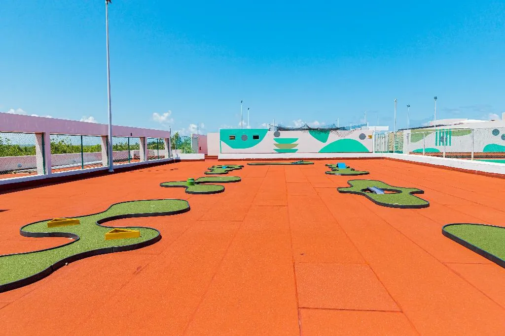 Sports and Entertainment, Dreams Jade Resort & Spa - All Inclusive, Cancun Area