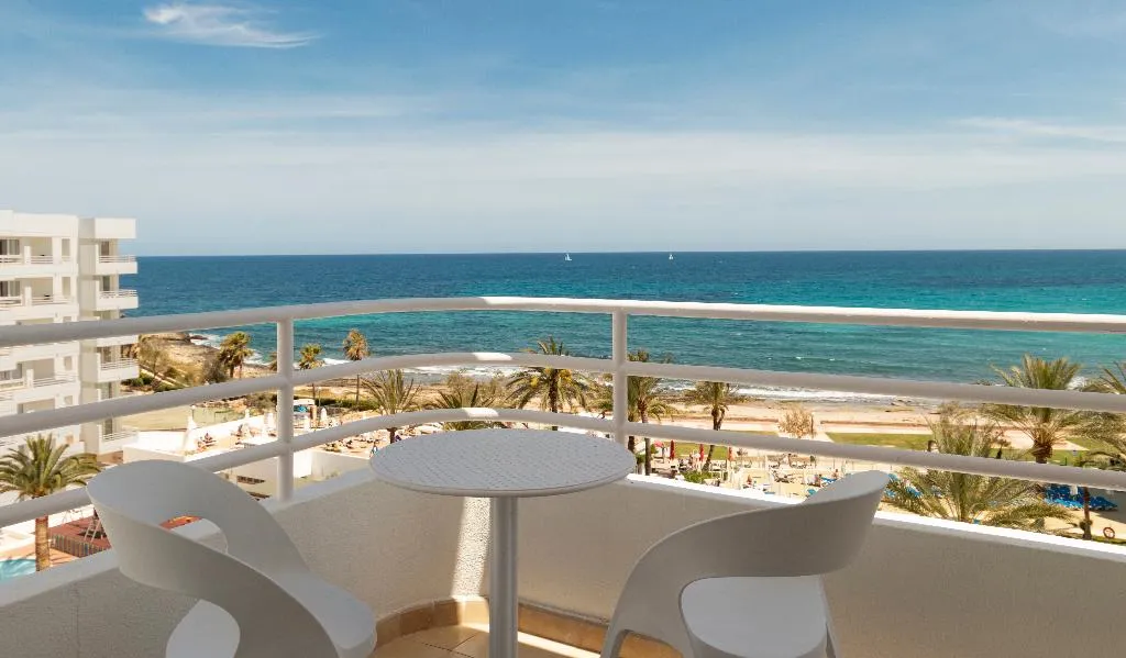 APARTMENT TWO BEDROOMS Room, Palia Sa Coma Playa, Majorca
